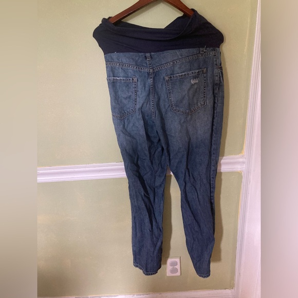 Size 28 Pink Blush Maternity Jeans - Picture 2 of 3